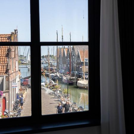 Hotel En Stadscafe De Dam L Hotel Monnickendam Eksteriør bilde
