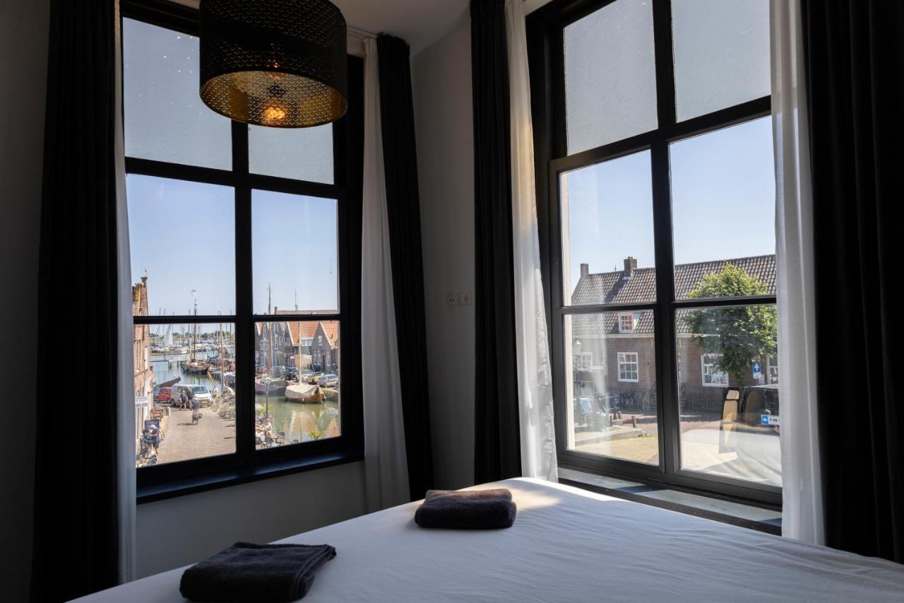 Hotel En Stadscafe De Dam L Hotel Monnickendam Eksteriør bilde